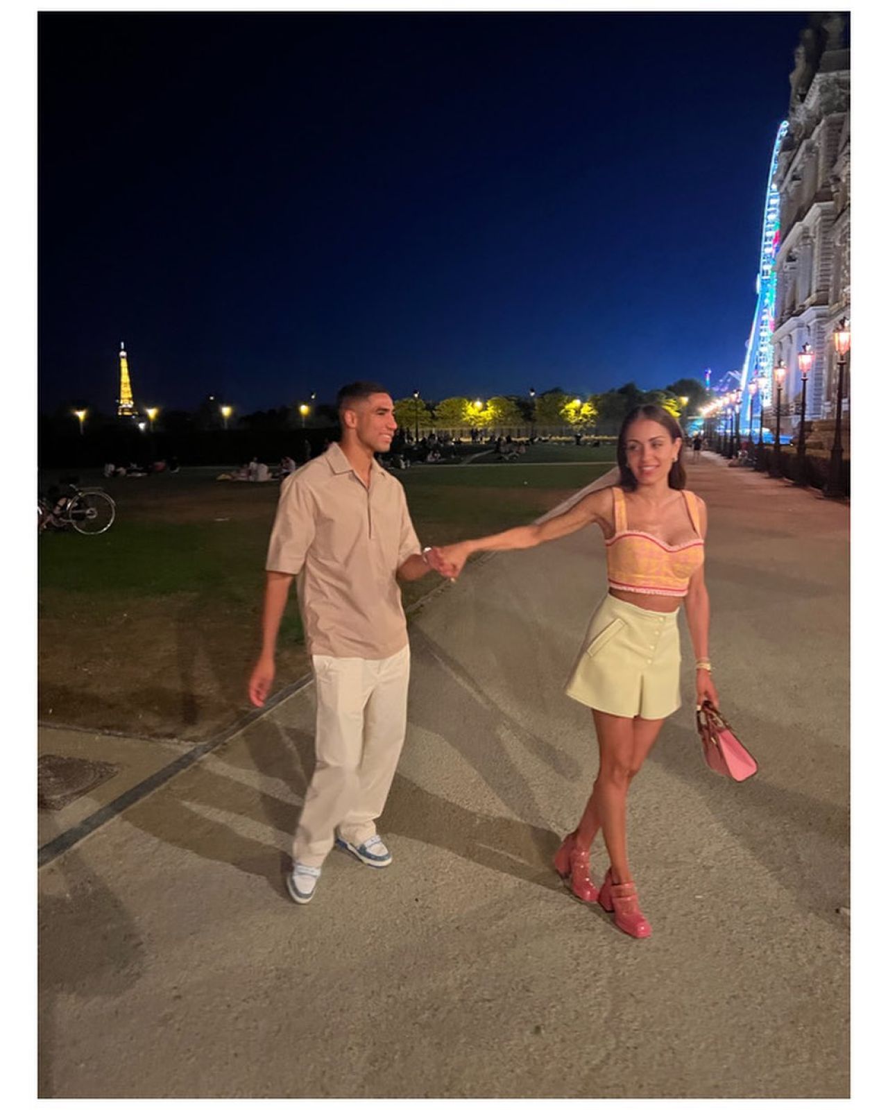 A crezut că dă lovitura după divorț și rămâne cu averea fotbalistului acuzat că ar fi violat o tânără! Șocul trăit când a aflat unde se află averea milionarului_3