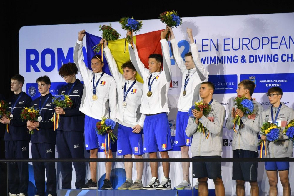 Ce face de Paște supercampionul David Popovici_16