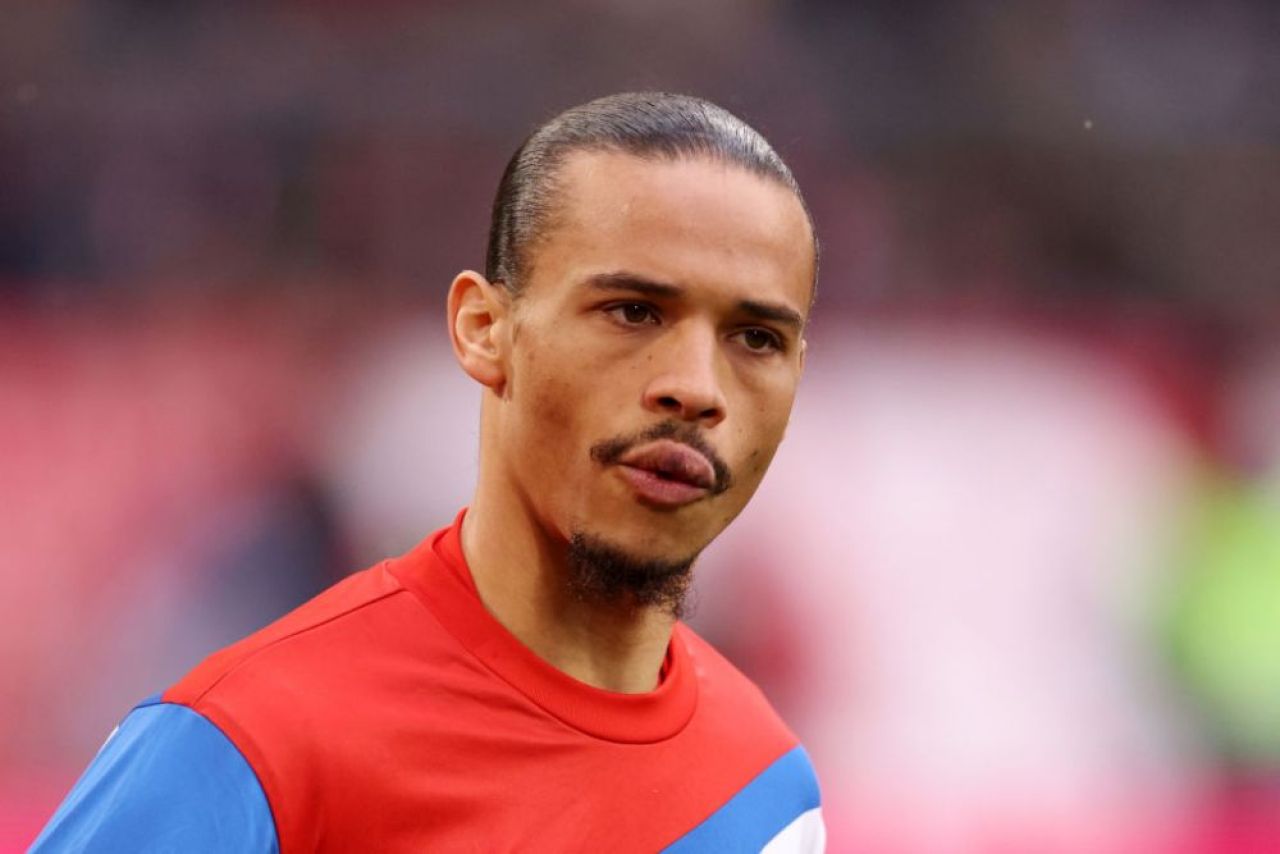 Leroy Sane, lăsat cu buza umflată de Sadio Mane! Cum a fost surprins neamțul la meci după disputa din vestiar _1