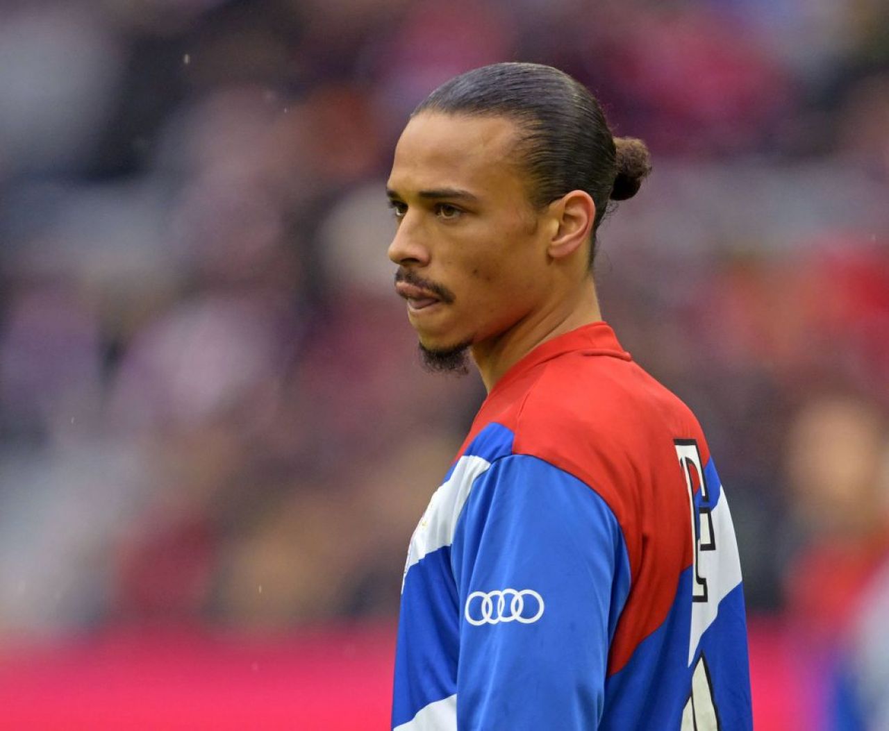 Leroy Sane, lăsat cu buza umflată de Sadio Mane! Cum a fost surprins neamțul la meci după disputa din vestiar _8
