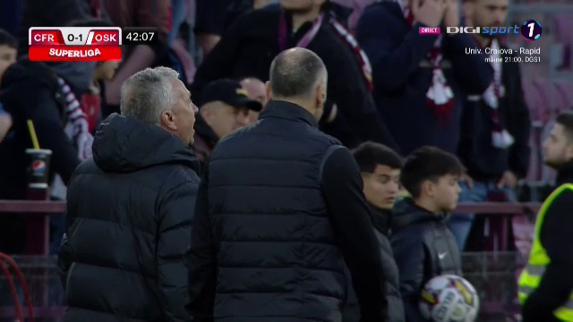 Dan Petrescu, un car de nervi în prima repriză cu Sepsi! A văzut imediat cartonașul galben după ieșirea sa _11