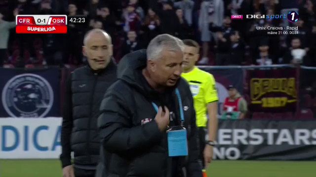 Dan Petrescu, un car de nervi în prima repriză cu Sepsi! A văzut imediat cartonașul galben după ieșirea sa _33