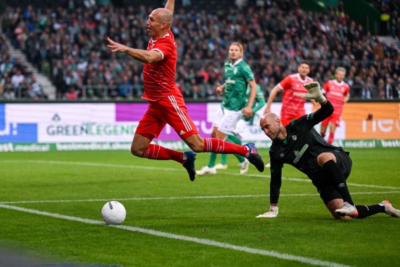 Robben, lecție de ambiție la 39 de ani! Olandezul a terminat zâmbind Maratonul de la Rotterdam. La ce timp a ațipit cronometrul_10