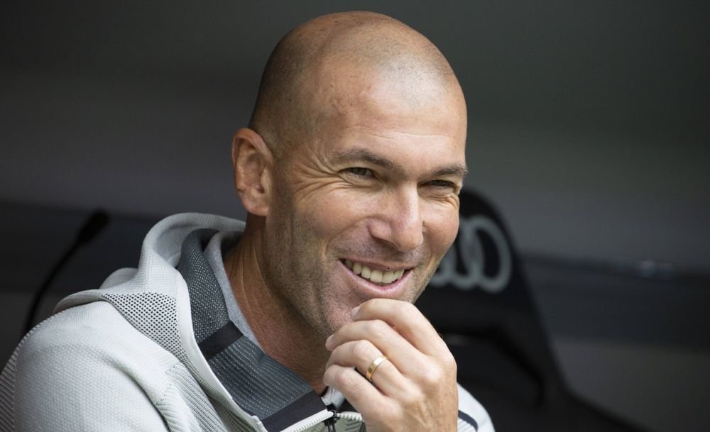 Ofertă nebună primită de Zinedine Zidane: 120 de milioane de euro pentru două sezoane!