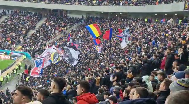 Atmosferă superbă la FCSB - Farul! Duel încins pe Arena Națională_3