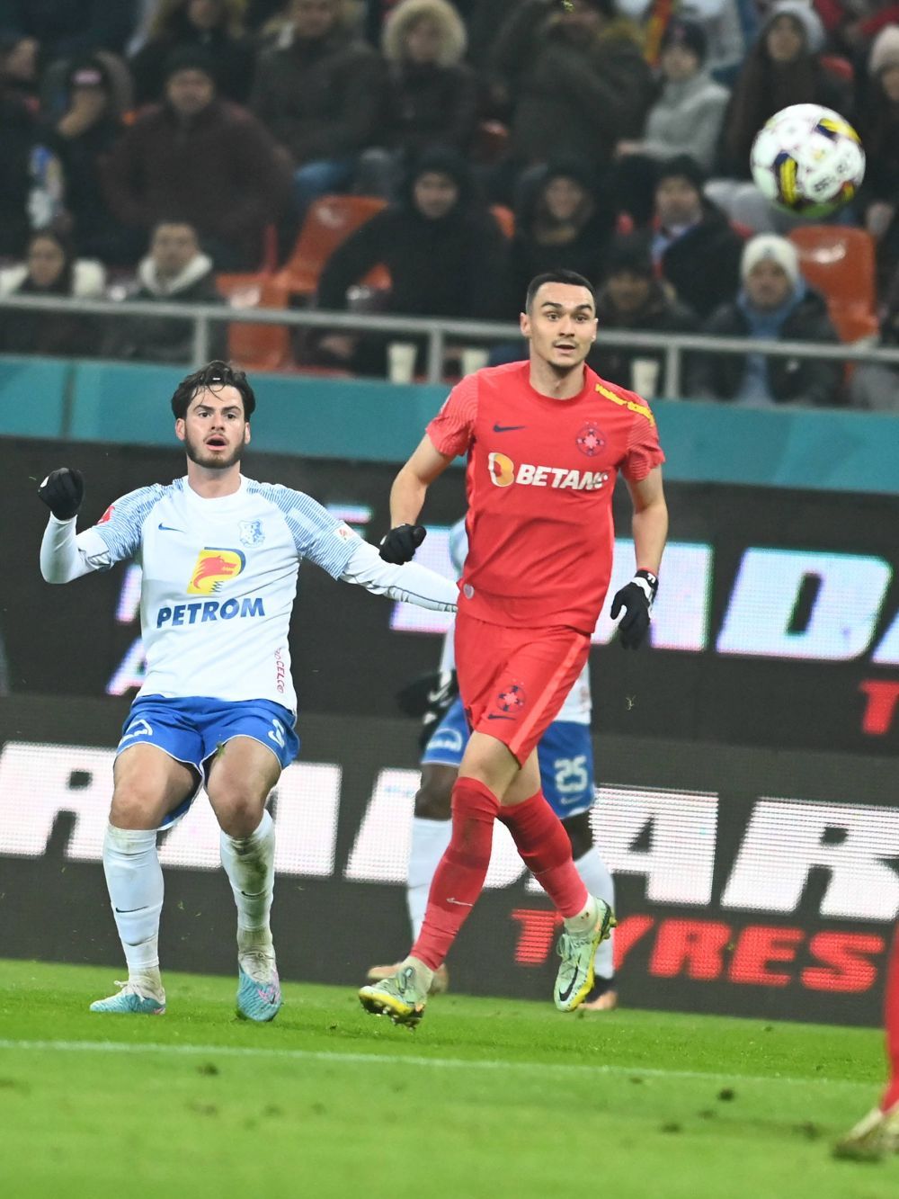 Banner exploziv îndreptat de fanii FCSB către CSA Steaua_9
