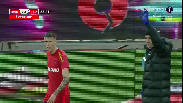 Tavi Popescu, schimbare totală de look! „Perla” FCSB-ului și-a etalat tatuajul în meciul cu Farul Constanța_9