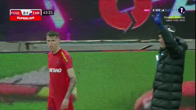 Tavi Popescu, schimbare totală de look! „Perla” FCSB-ului și-a etalat tatuajul în meciul cu Farul Constanța_10