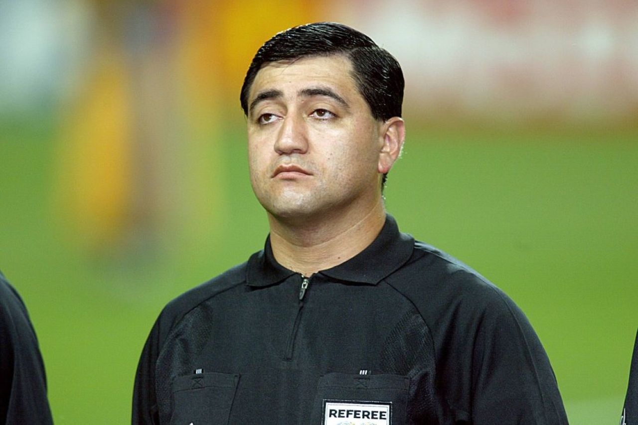 Ce s-a ales de arbitrul „bandit” care a distrus Italia în 2002 și apoi a fost prins cu heroină pe aeroport la New York_1