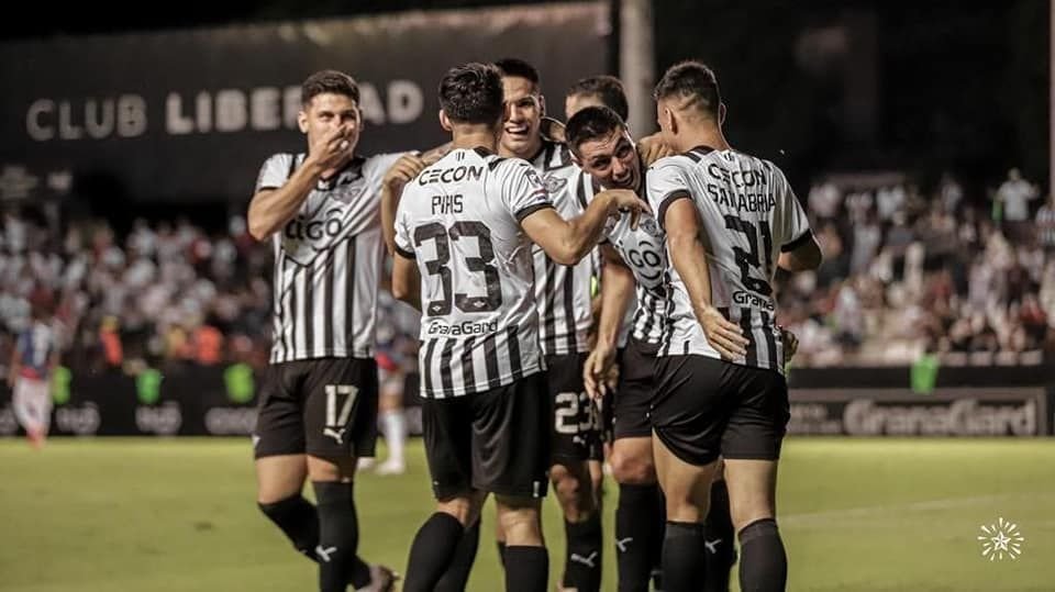 Oscar Cardozo este de neoprit la 40 de ani! Atacantul a marcat de 8 ori în ultimele 4 etape și este golgheterul din prima ligă_13