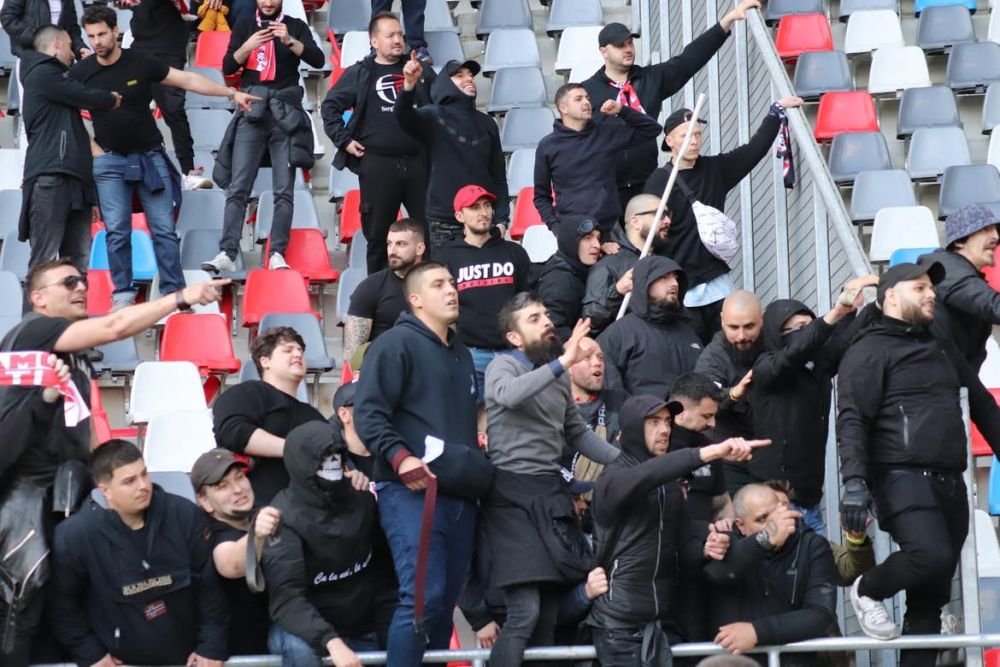Jandarmii au intervenit deja la primul conflict din Ghencea! Ce s-a întâmplat_11