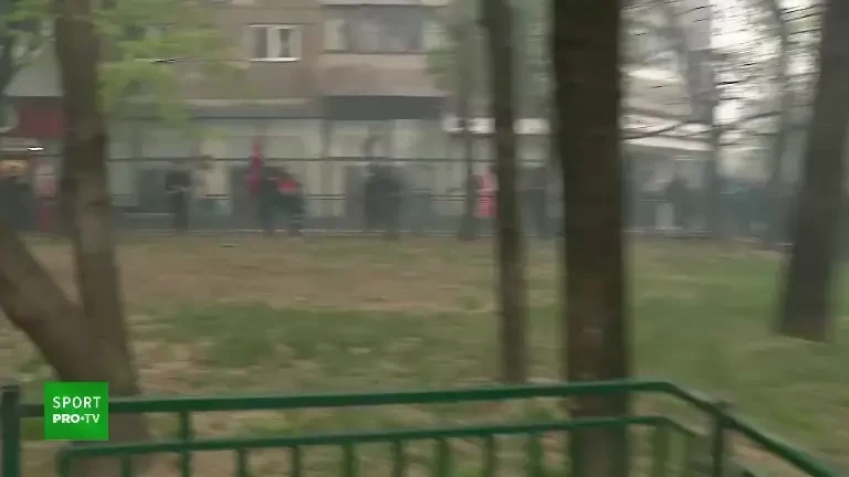 Dinamoviștii, provocați de un fan al lui CSA Steaua!