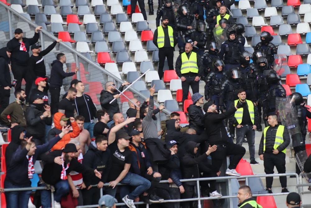 Coregrafie splendidă oferită de galeria CSA Steaua! _9
