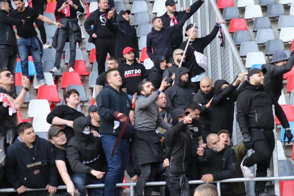 Coregrafie splendidă oferită de galeria CSA Steaua! _16