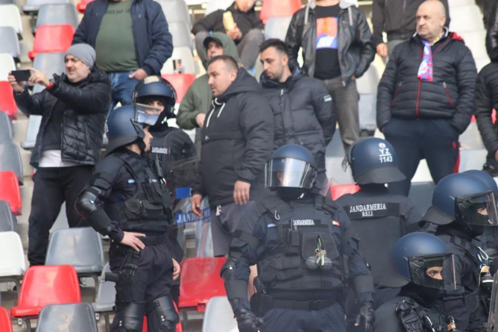Coregrafie splendidă oferită de galeria CSA Steaua! _19