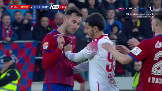 S-au încins spiritele în Steaua - Dinamo! Chuncukov s-a luat la harță cu jucătorii adverși_12