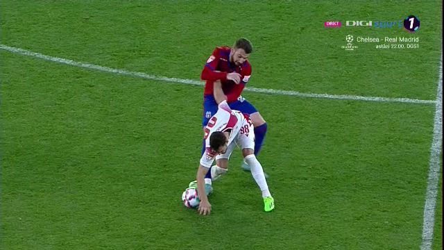 S-au încins spiritele în Steaua - Dinamo! Chuncukov s-a luat la harță cu jucătorii adverși_29