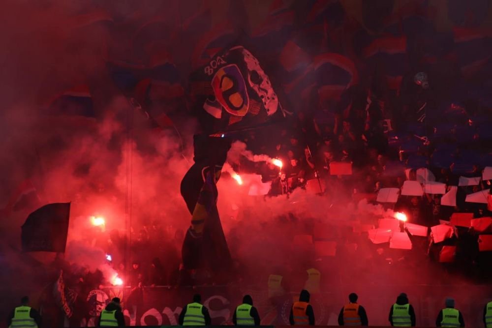 Jandarmeria a tăiat în carne vie după incidentele de la Steaua - Dinamo! Fani interziși pe stadion + amendă pentru CSA Steaua_9