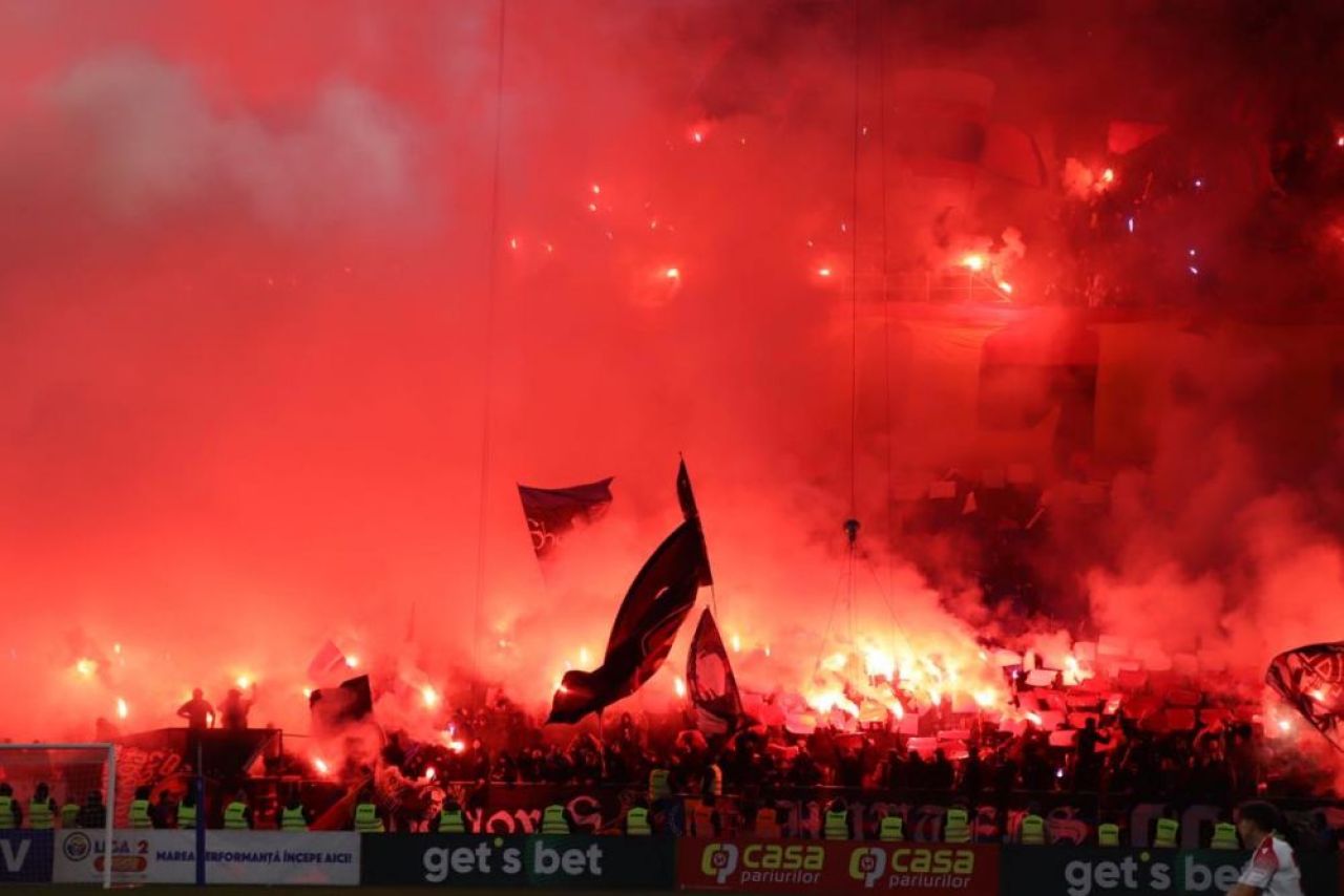 Jandarmeria a tăiat în carne vie după incidentele de la Steaua - Dinamo! Fani interziși pe stadion + amendă pentru CSA Steaua_11