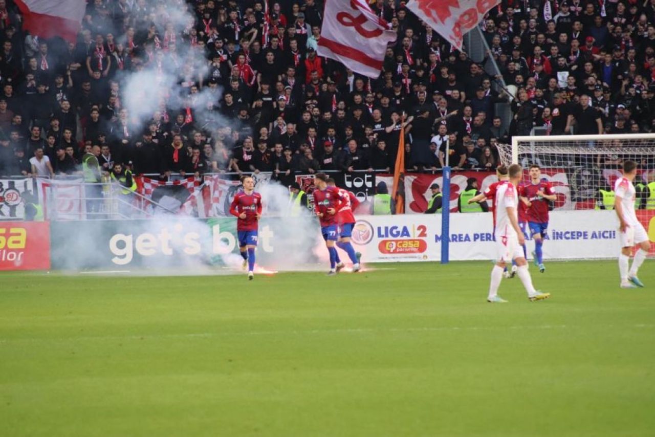 Jandarmeria a tăiat în carne vie după incidentele de la Steaua - Dinamo! Fani interziși pe stadion + amendă pentru CSA Steaua_20