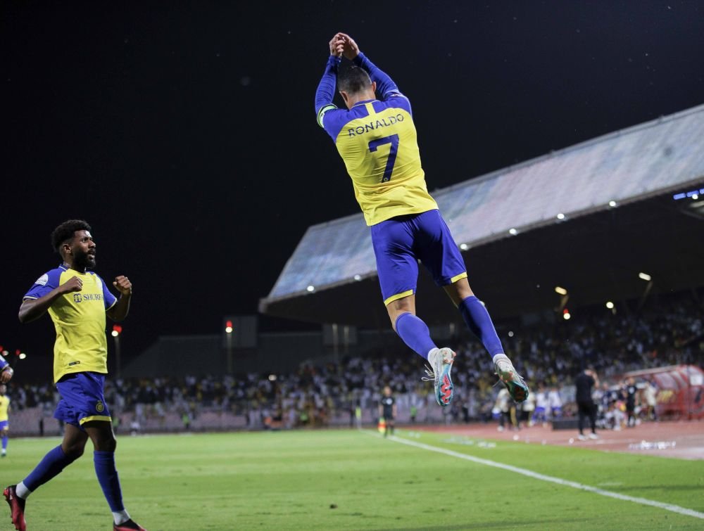Cristiano Ronaldo, fotbal și UFC în Arabia Saudită! Fault de zile mari al portughezului în derby-ul pierdut de Al-Nassr în fața lui Al-Hilal_11