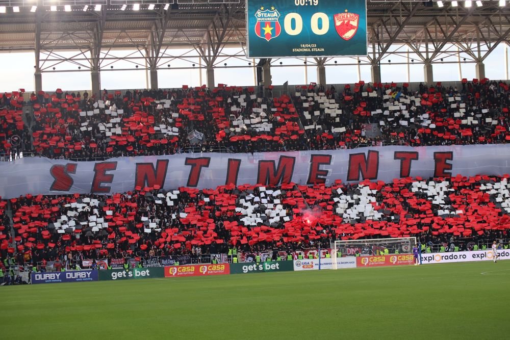 Duel colosal între galerii la Steaua - Dinamo! Sute de bannere, coregrafii, torțe și spectacol în tribune_9