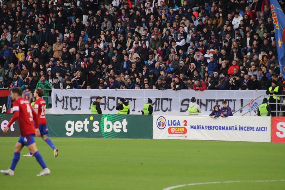 Duel colosal între galerii la Steaua - Dinamo! Sute de bannere, coregrafii, torțe și spectacol în tribune_31