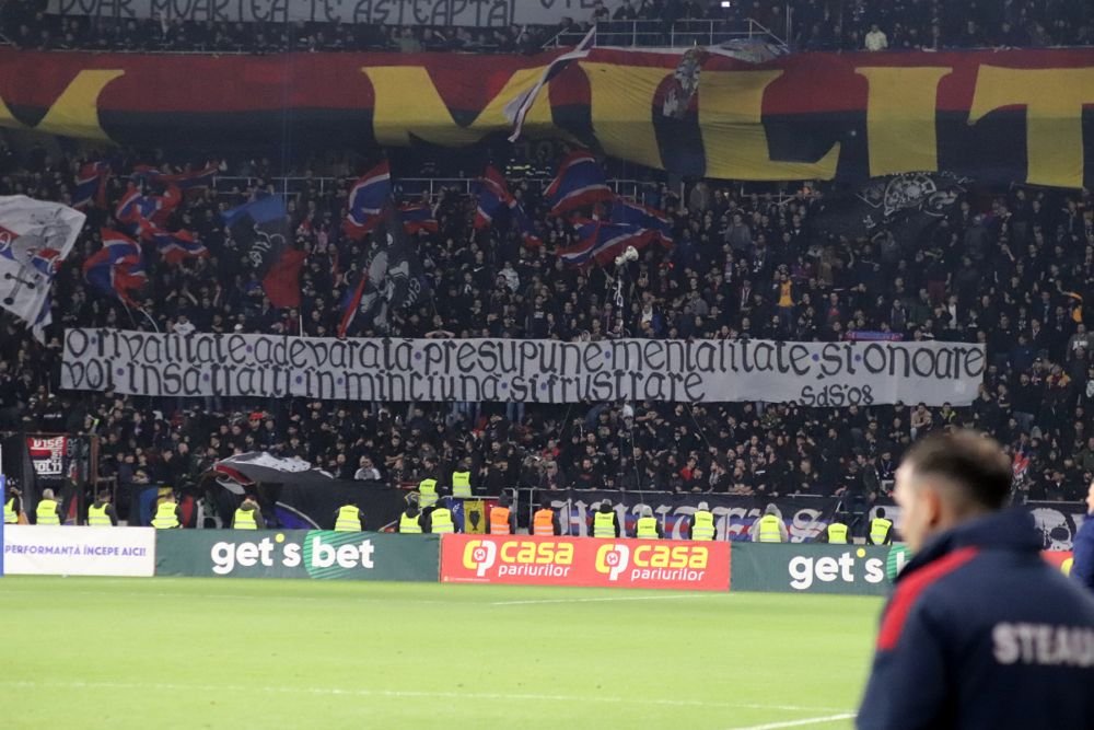 Duel colosal între galerii la Steaua - Dinamo! Sute de bannere, coregrafii, torțe și spectacol în tribune_52