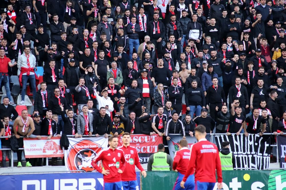 Fotografii de la derby-ul Steaua - Dinamo. Nervi pe teren, spectacol în tribune_3