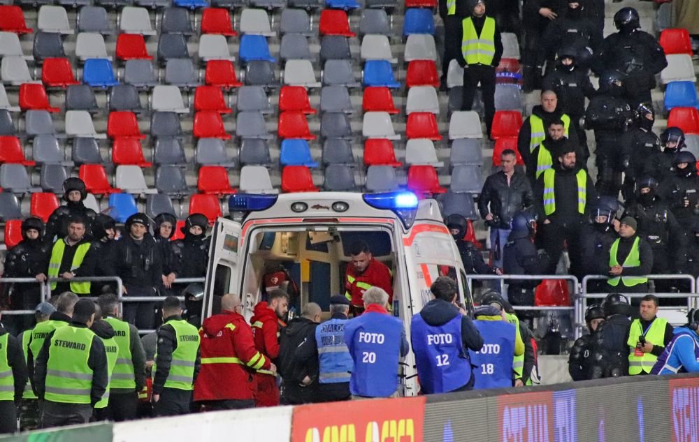 Fotografii de la derby-ul Steaua - Dinamo. Nervi pe teren, spectacol în tribune_54