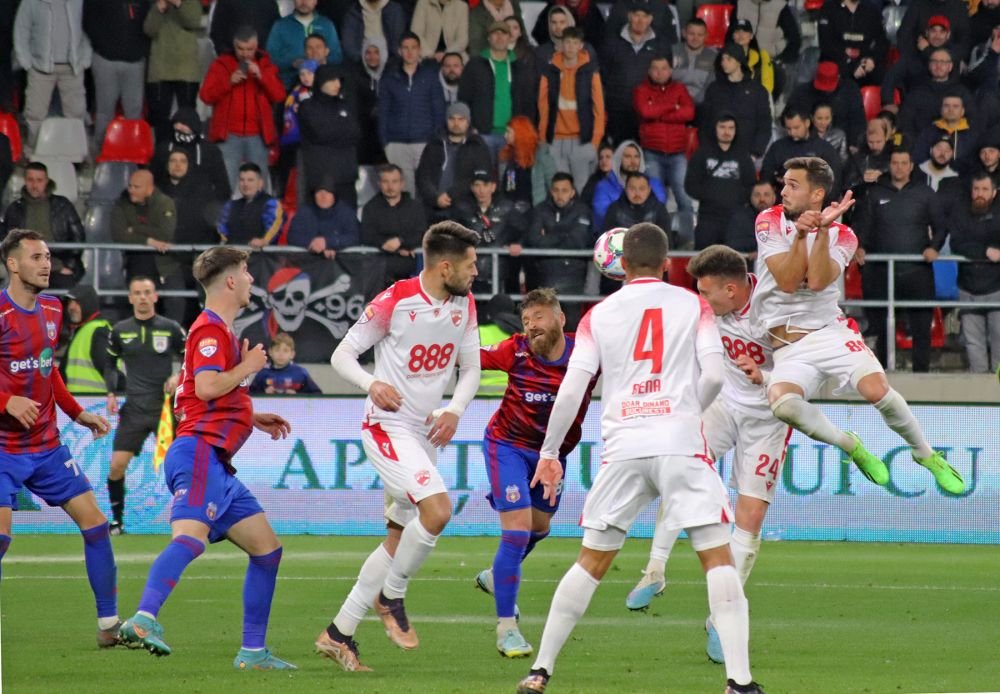 Fotografii de la derby-ul Steaua - Dinamo. Nervi pe teren, spectacol în tribune_56