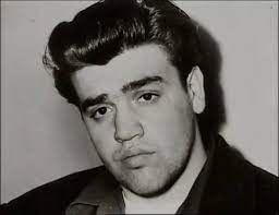 Povestea boxerului care a ajuns șeful nebun al Mafiei. Trei decenii s-a îmbrăcat în halat de baie_3