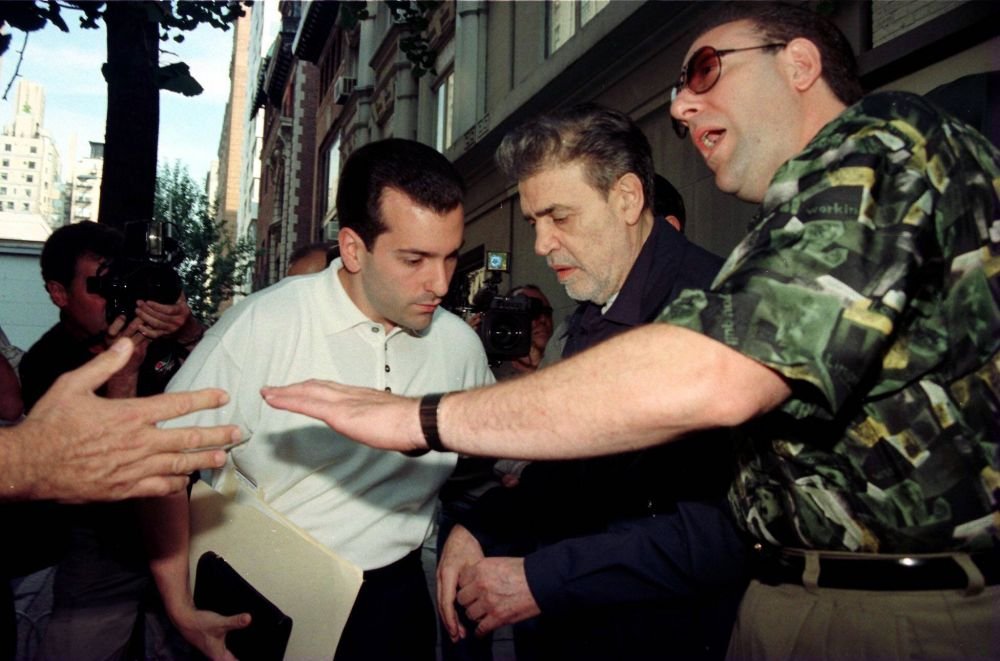 Povestea boxerului care a ajuns șeful nebun al Mafiei. Trei decenii s-a îmbrăcat în halat de baie_5