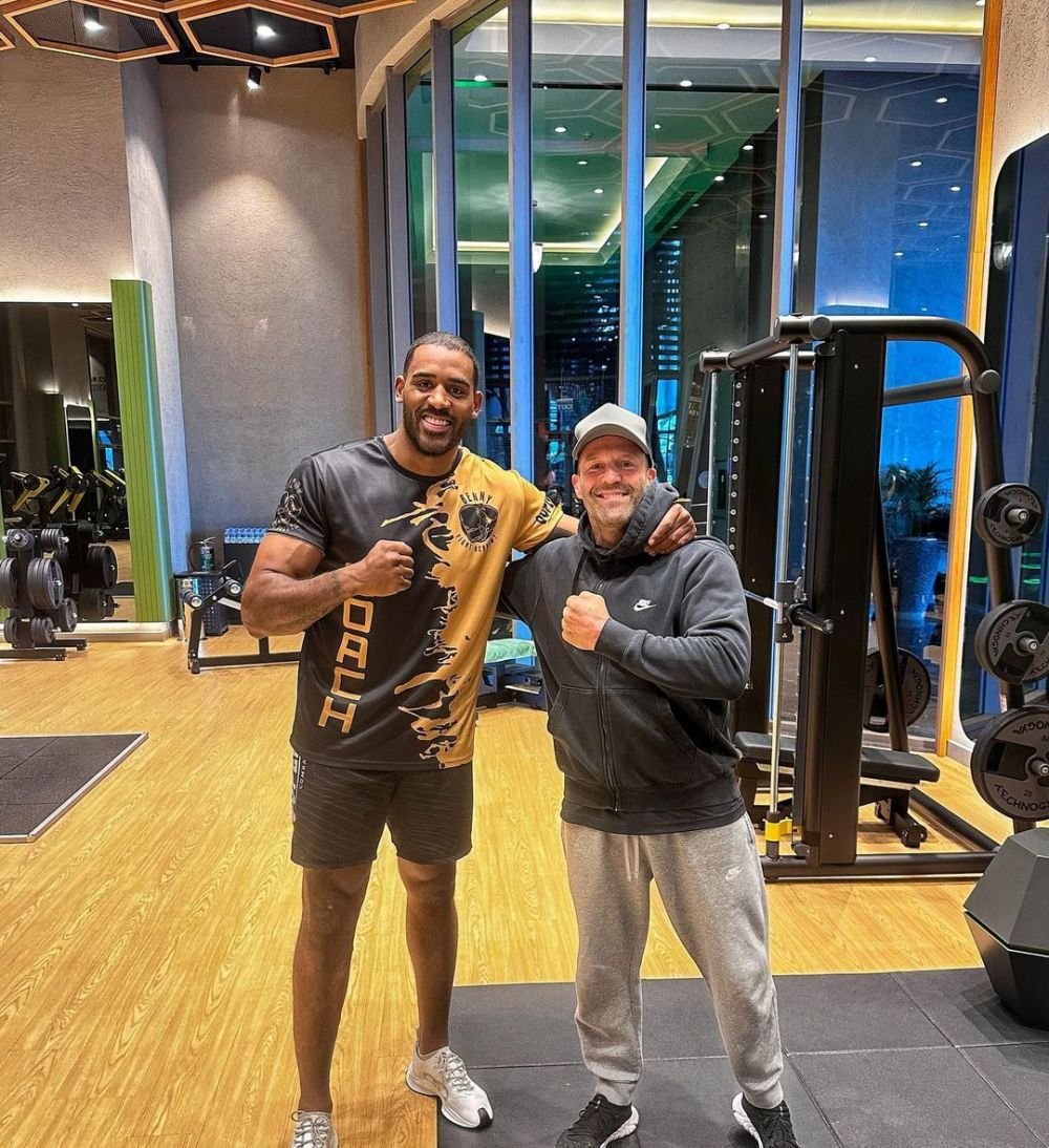 Benny Adegbuyi a dezvăluit cu ce echipă de fotbal ține: „Ne-a adus cele mai multe bucurii de-a lungul anilor!”_20