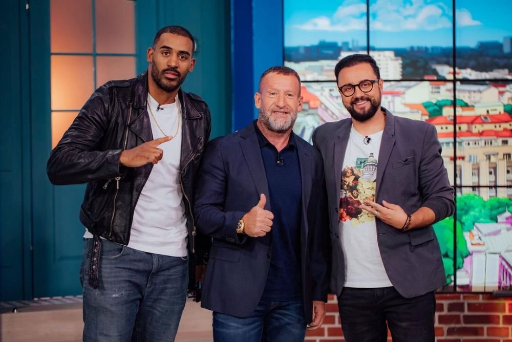 Benny Adegbuyi a dezvăluit cu ce echipă de fotbal ține: „Ne-a adus cele mai multe bucurii de-a lungul anilor!”_23