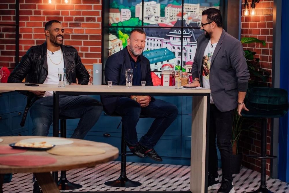 Benny Adegbuyi a dezvăluit cu ce echipă de fotbal ține: „Ne-a adus cele mai multe bucurii de-a lungul anilor!”_24