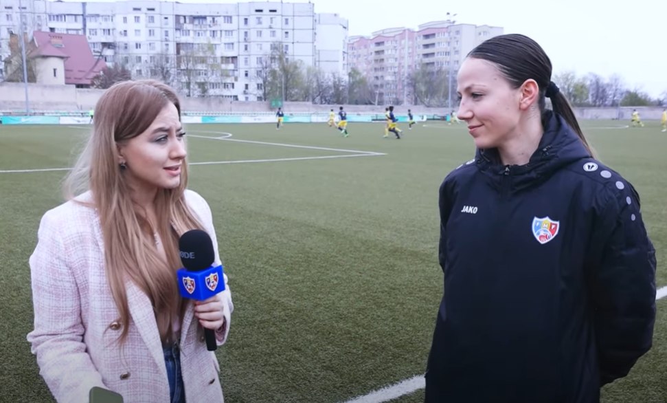 Cum arată și cum fluieră Elena Gobjilă, model și arbitru FIFA în Republica Moldova!_9