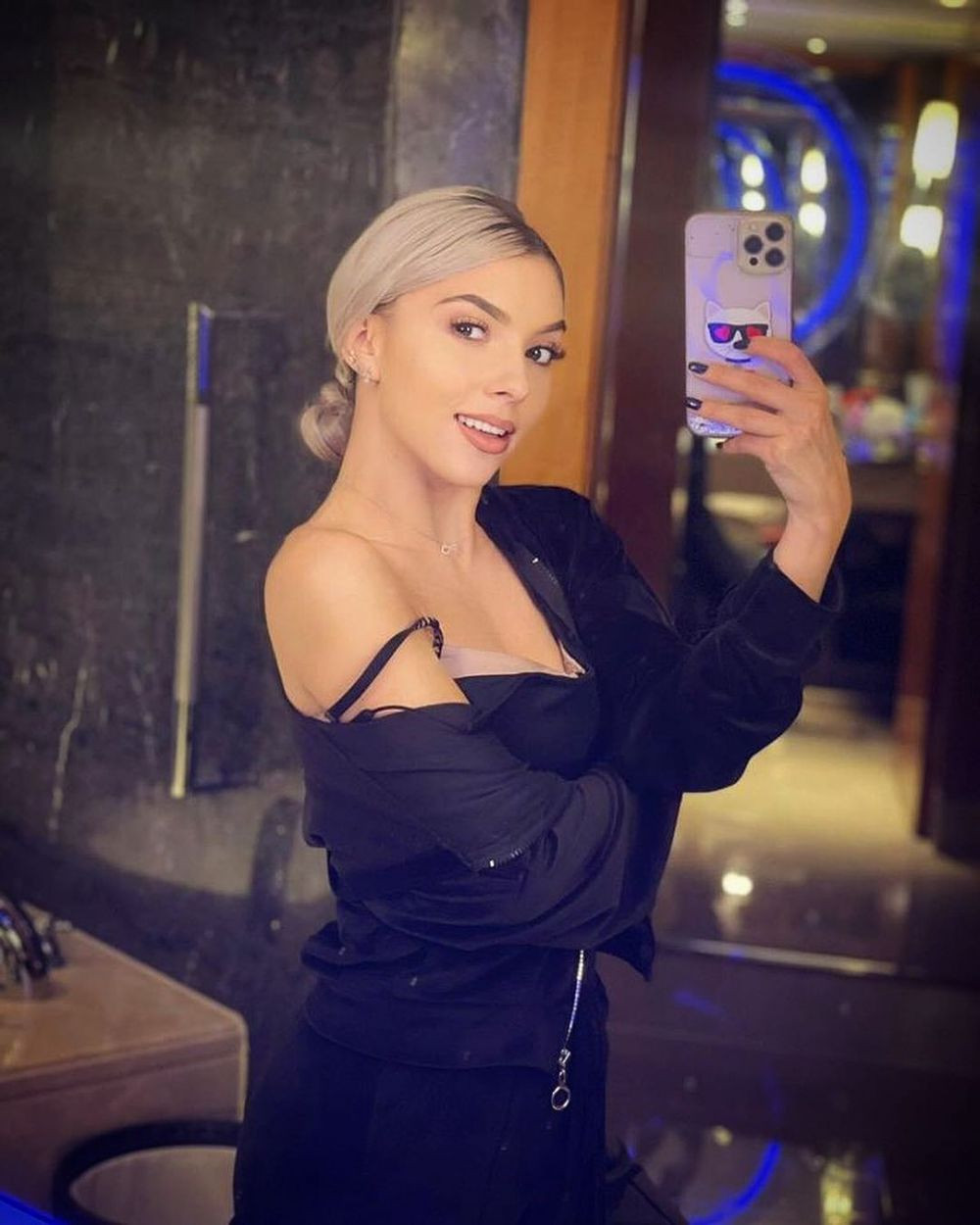 Bernadette Szocs a avut un 