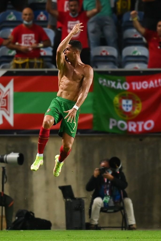 Cristiano Ronaldo, un adevărat cuceritor! S-a aflat gestul extrem făcut pentru a cuceri câteva femei faimoase _47