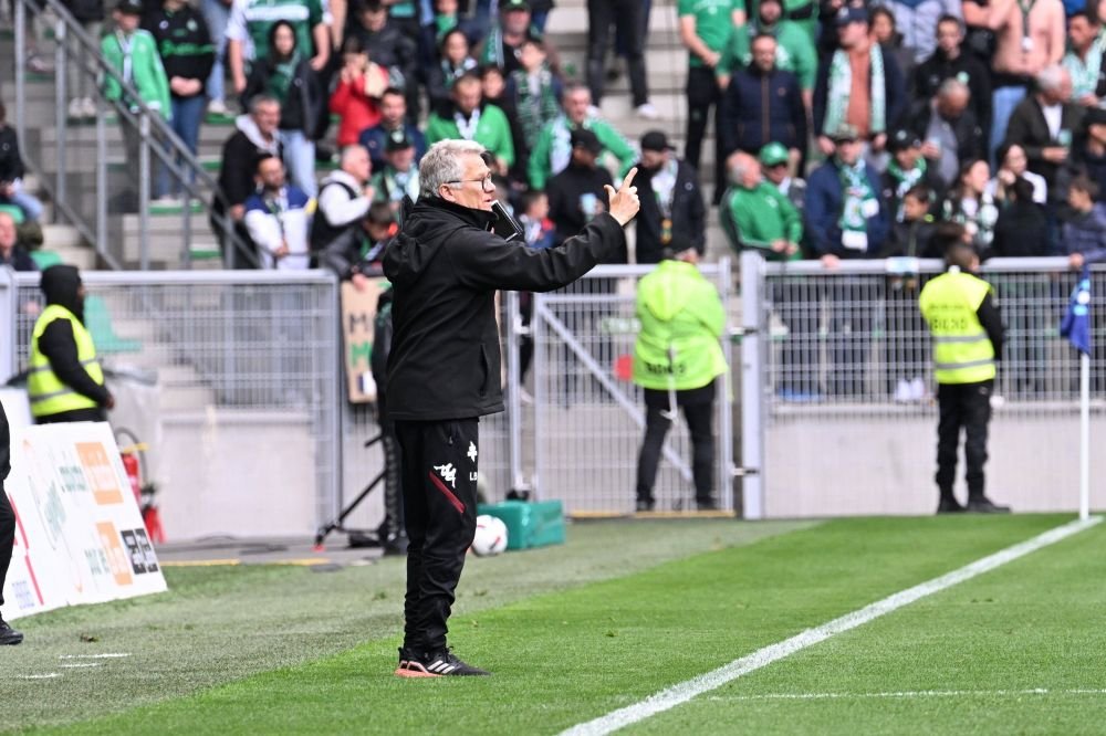 Șah-mat à la Laszlo Boloni! FC Metz i-a dat 3 goluri într-un sfert de oră celei mai galonate echipe din Franța și a urcat pe loc de promovare în Ligue 1_10