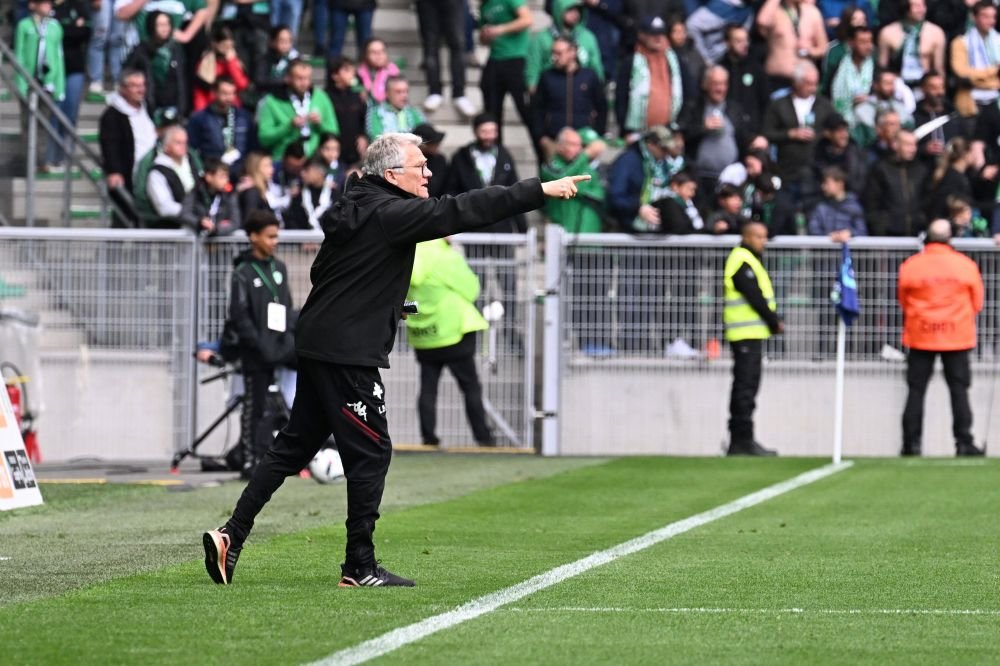 Șah-mat à la Laszlo Boloni! FC Metz i-a dat 3 goluri într-un sfert de oră celei mai galonate echipe din Franța și a urcat pe loc de promovare în Ligue 1_11