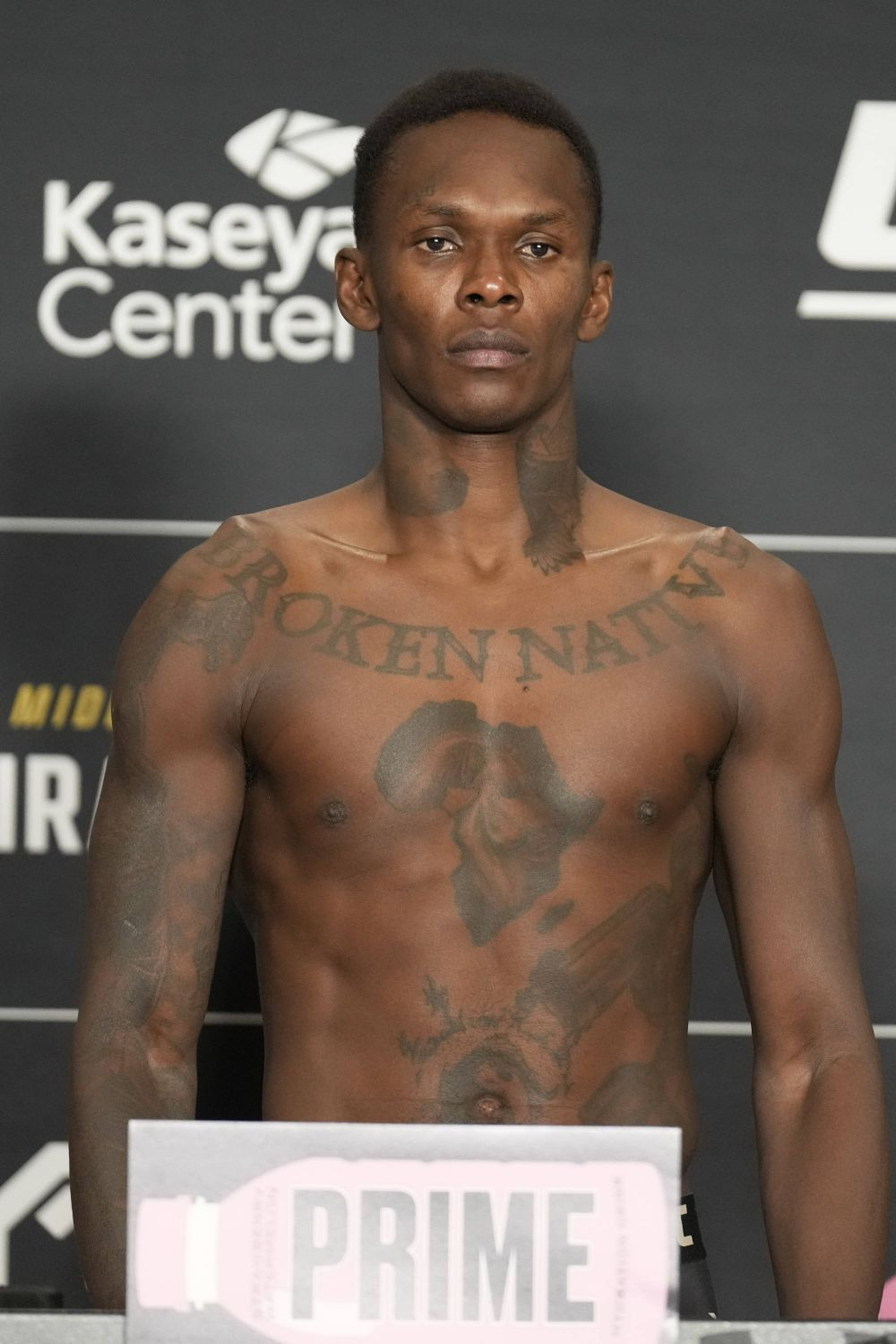 Bătut și marginalizat în copilărie! Povestea campionului care a învățat să lupte din desene animate_7