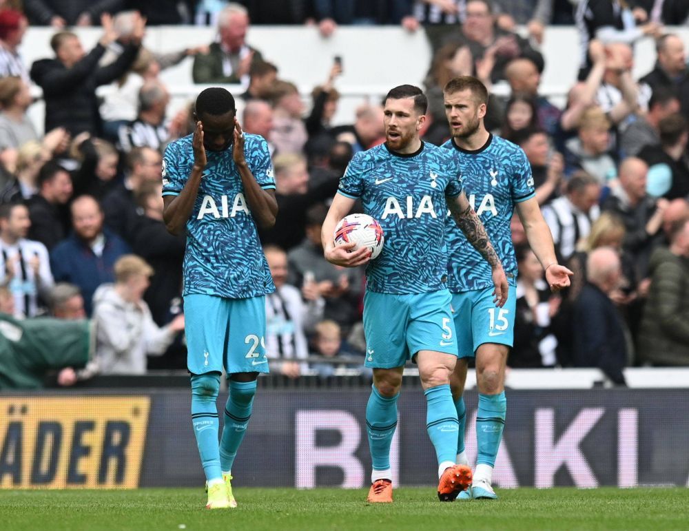 Un gol la patru minute! Dezastru pentru Tottenham în meciul cu Newcastle: era 5-0 din minutul 21! Cât s-a terminat _9