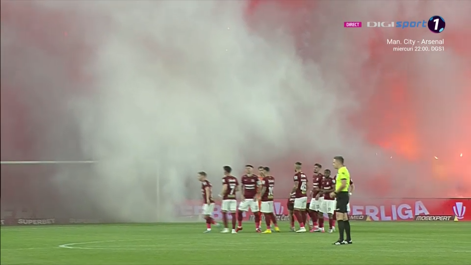 Spectacol pirotehnic spectaculos pe Giulești, înaintea fluierului de start! Rapid - FCSB a fost întârziat câteva minute_5