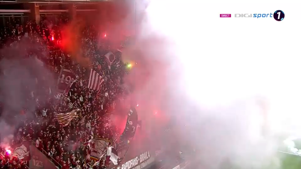 Spectacol pirotehnic spectaculos pe Giulești, înaintea fluierului de start! Rapid - FCSB a fost întârziat câteva minute_14