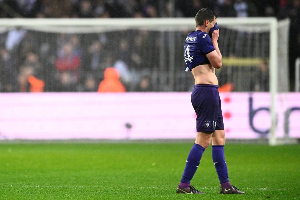 „Greu” după ce treci de FCSB! Nu doar Silkeborg e „groggy”: Anderlecht s-a prăbușit și a încheiat sezonul în aprilie_2