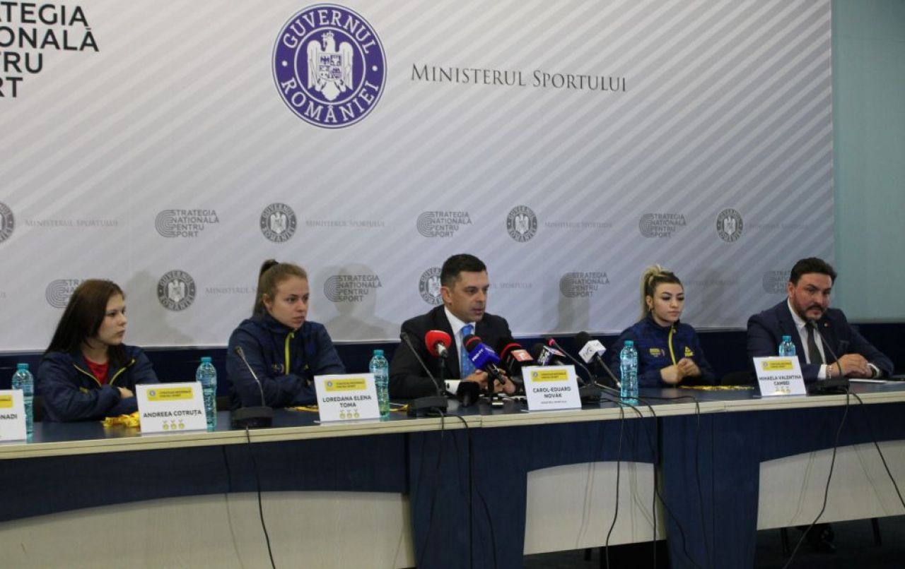 Minunatele Mihaela Cambei, Loredana Toma și Andreea Cotruța, felicitate de ministrul Eduard Novak pentru cele 9 titluri europene la haltere!_33