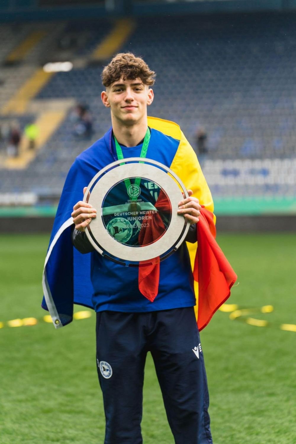 Interviu cu fotbalistul român campion și titular în Bundesliga: ”Nu am primit niciun răspuns de la FRF până acum!”_11