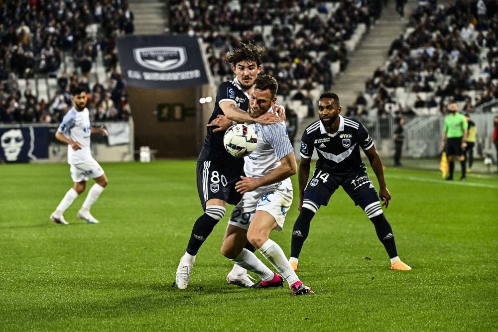 Alexi Pitu și-a câștigat locul de titular la Bordeaux! Dublă ratare uluitoare pentru român în victoria convingătoare cu Grenoble_4