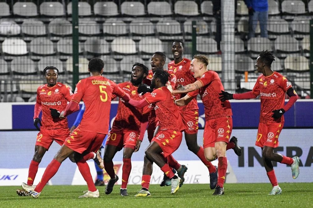 A retrogradat cu Dinamo și a prins contractul carierei. Fostul jucător al ”roș-albilor” e titular în Franța_3